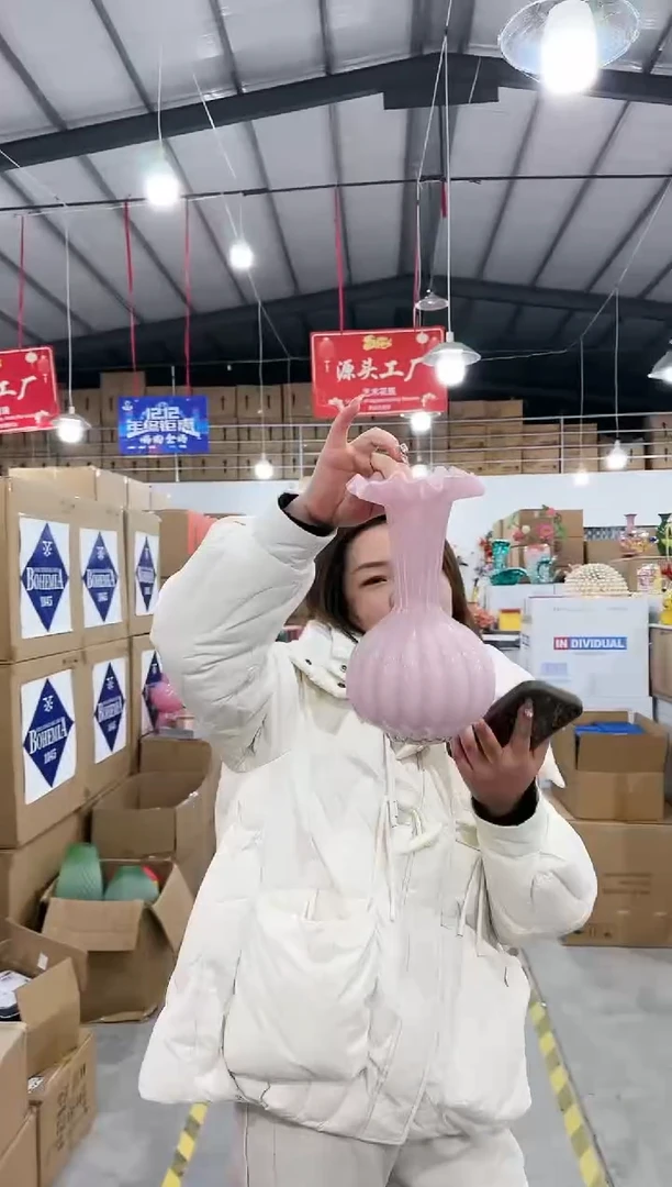 【闪购商品】藤优品花器T-早3