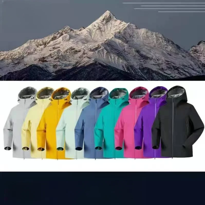 户外冲锋衣男女软壳情侣痞帅百搭登山服连帽防水防风保暖外套