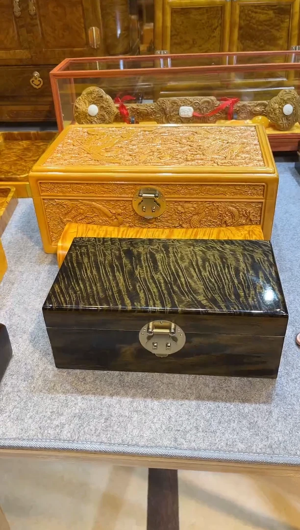 阴沉木金丝楠木阴沉木文玩盒25*15*10