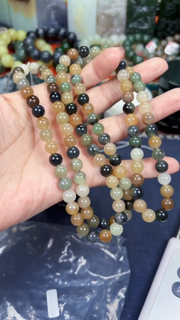 颈饰未镶嵌和田玉和田玉