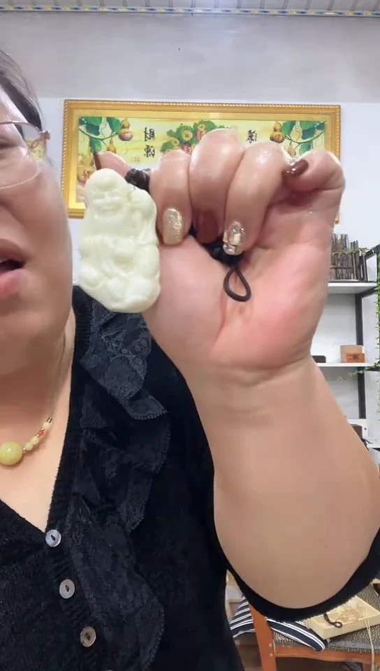 未镶嵌岫玉挂件