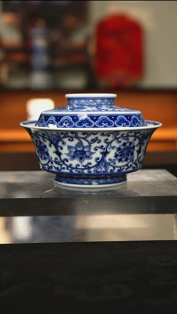 苏*锦艺家仁缠枝莲盖碗