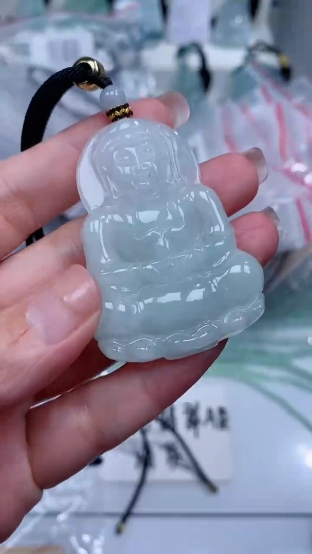 颈饰未镶嵌翡翠吊坠