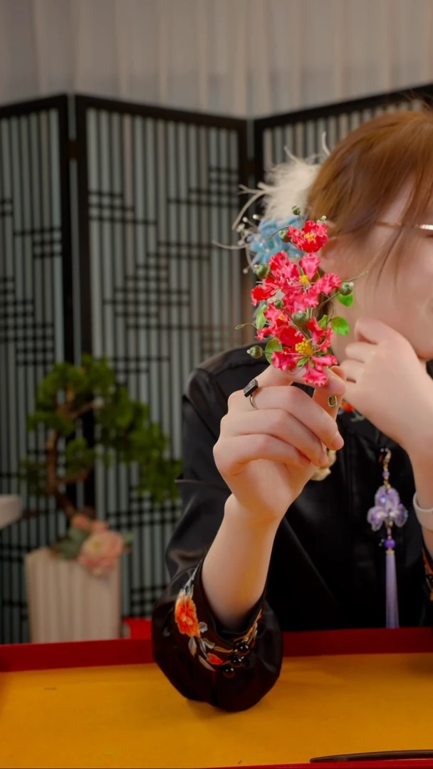 刺绣ε****o非遗手工绒花饰品