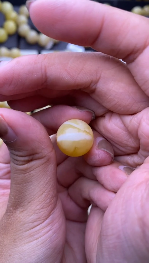 裸石琥珀未镶嵌大小姐珠宝68