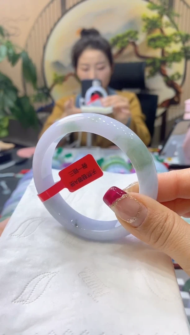 【闪购商品】翡翠手镯未镶嵌99904888