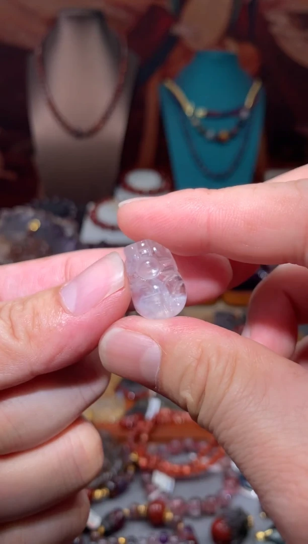 未镶嵌珠宝半成品水晶蓝针貔貅