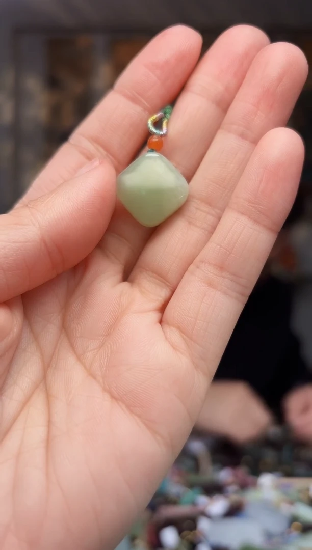 【闪购商品】和田玉挂件未镶嵌拍一发一