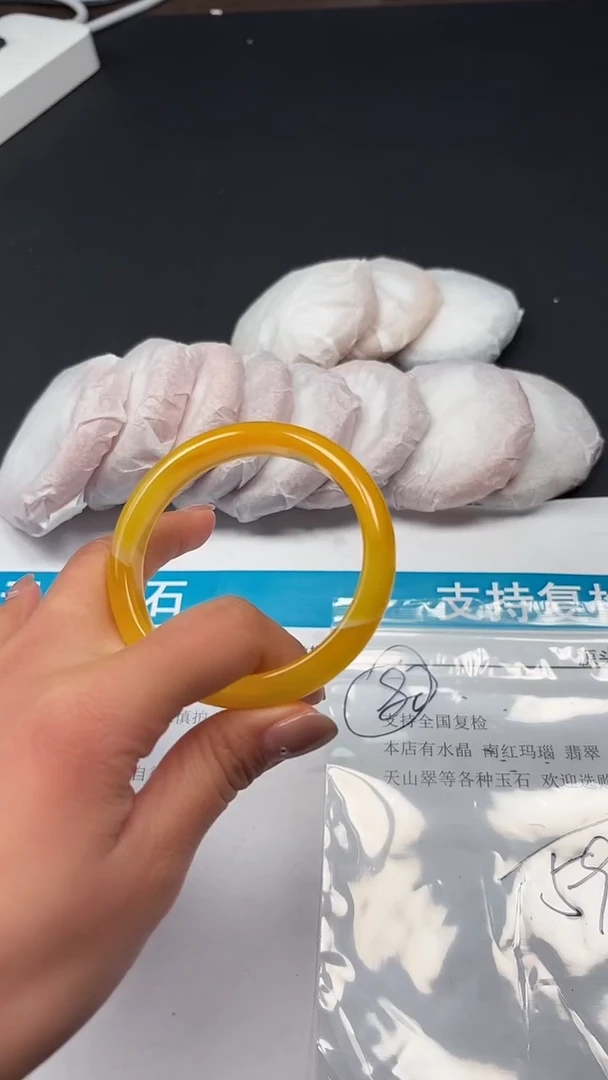 手镯玛瑙/玉髓未镶嵌080