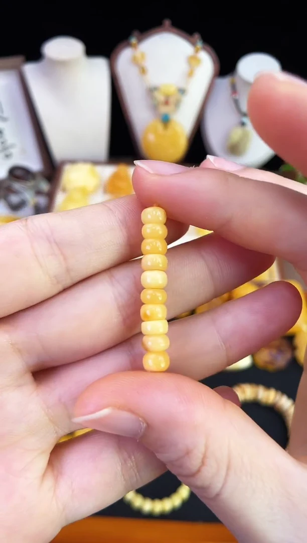 琥珀未镶嵌珠宝奇石柒月