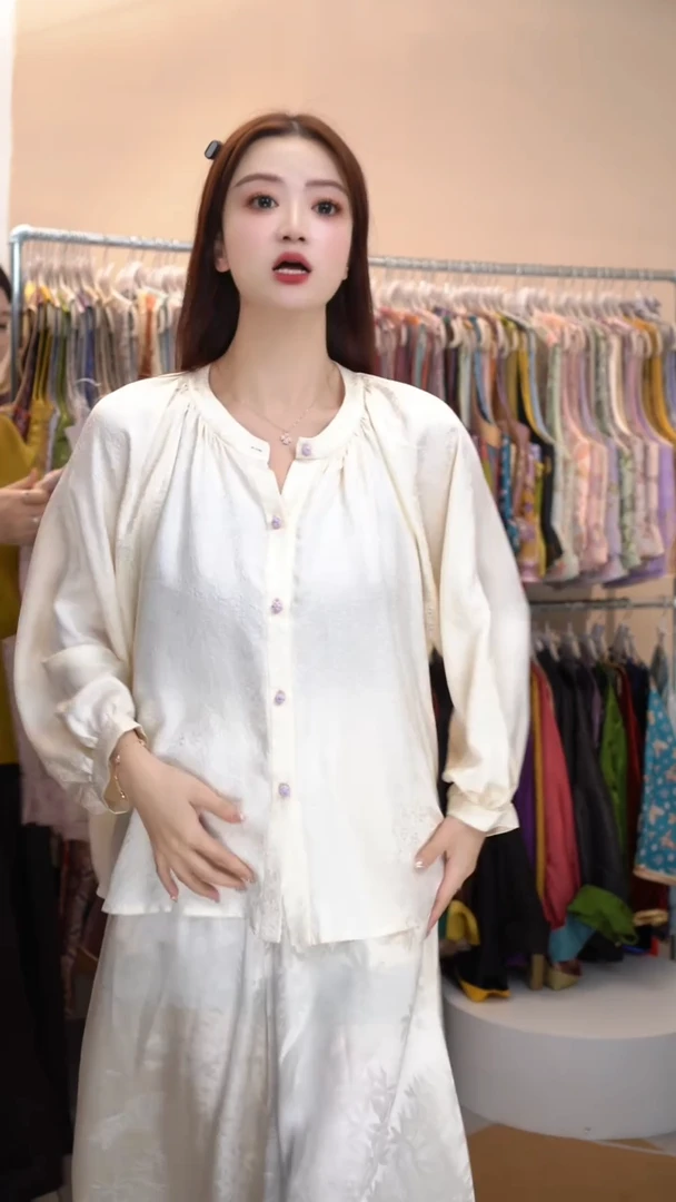 君子纤真丝女装