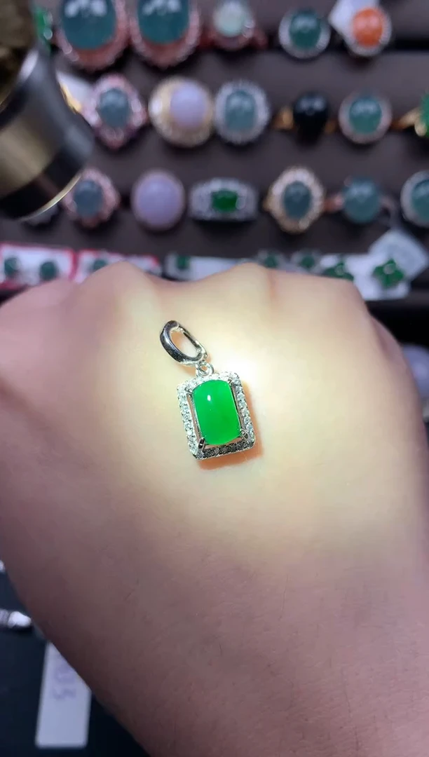 【闪购商品】翡翠戒指银S925镶嵌52141