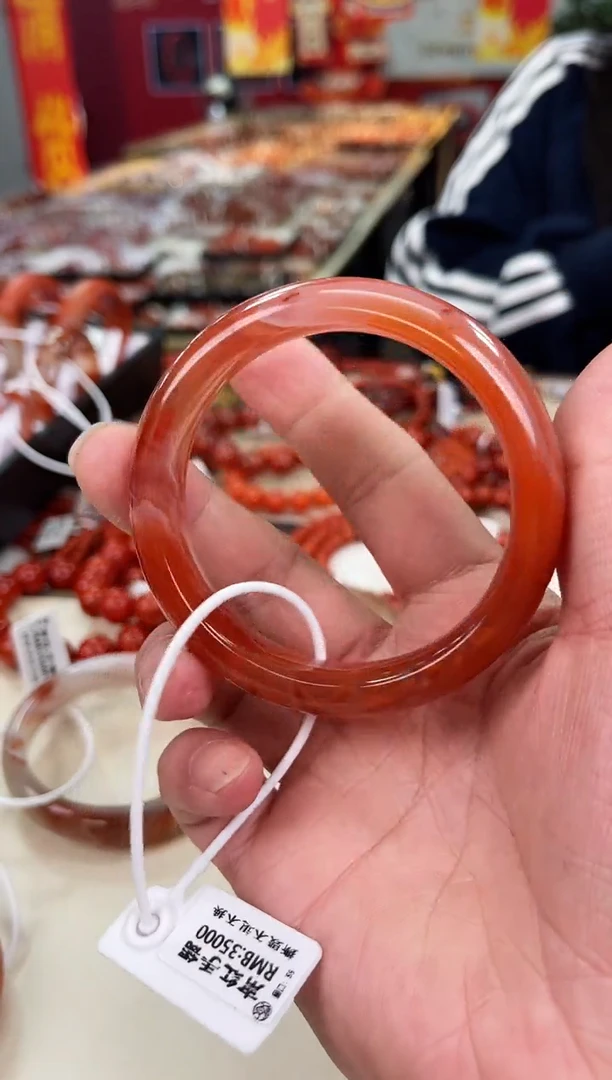 未镶嵌手镯59*南红玛瑙（多样式发其一）