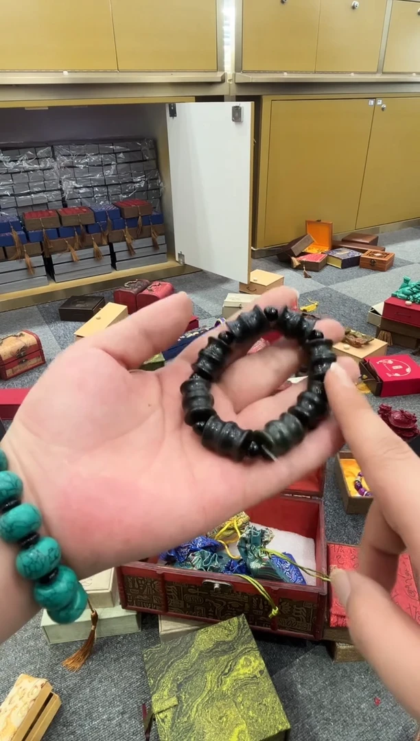 【闪购商品】主播推荐桶珠手串---101-012