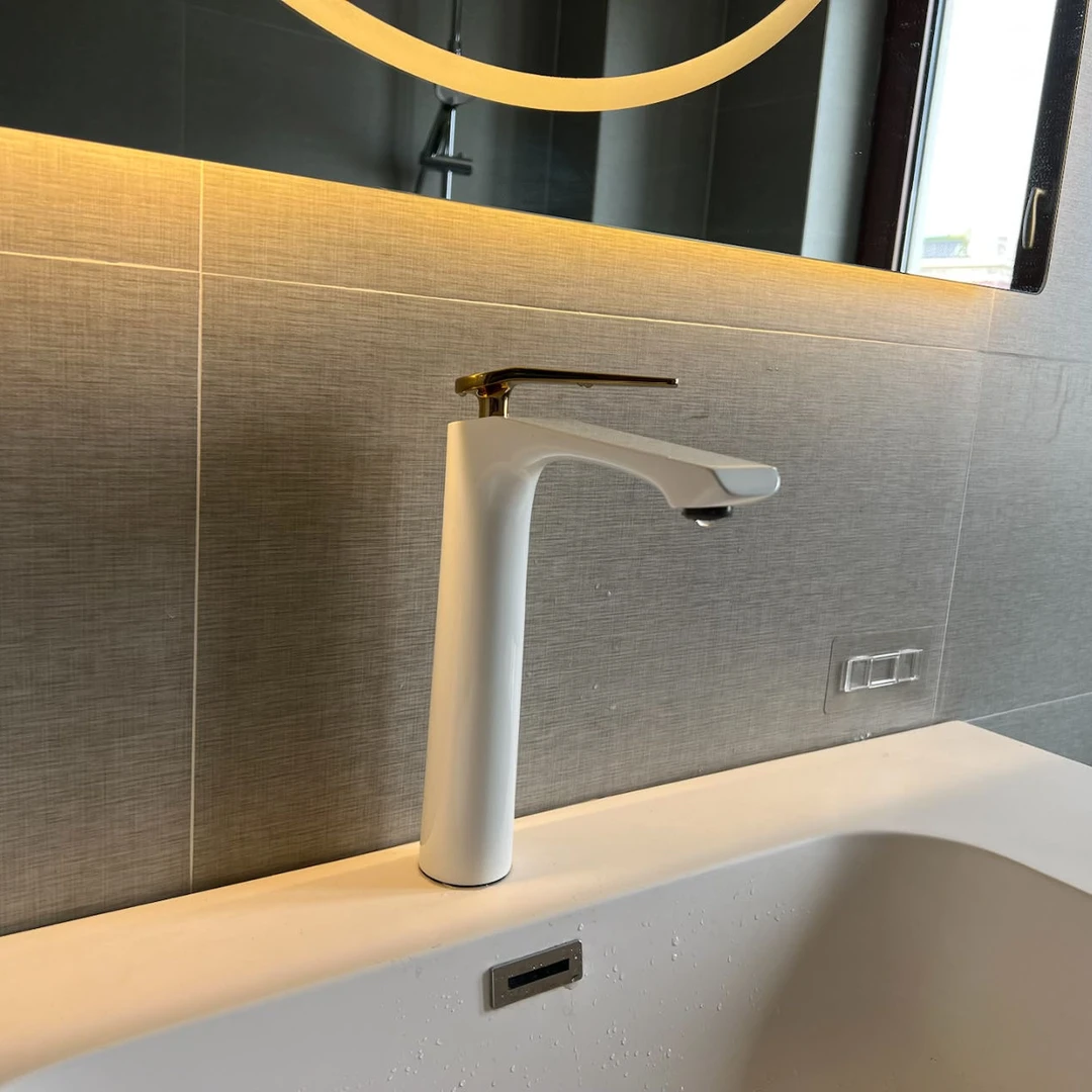 G17012BG（白+金）27CM高洗手间水龙头浴室组合【不包安装】