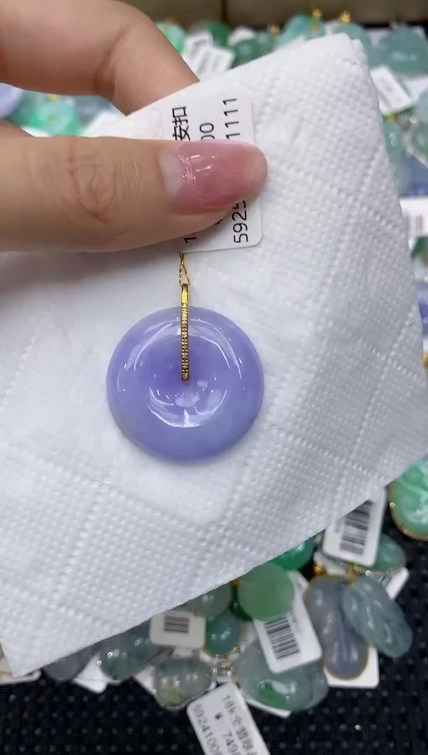 翡翠18K金镶嵌颈饰111111111