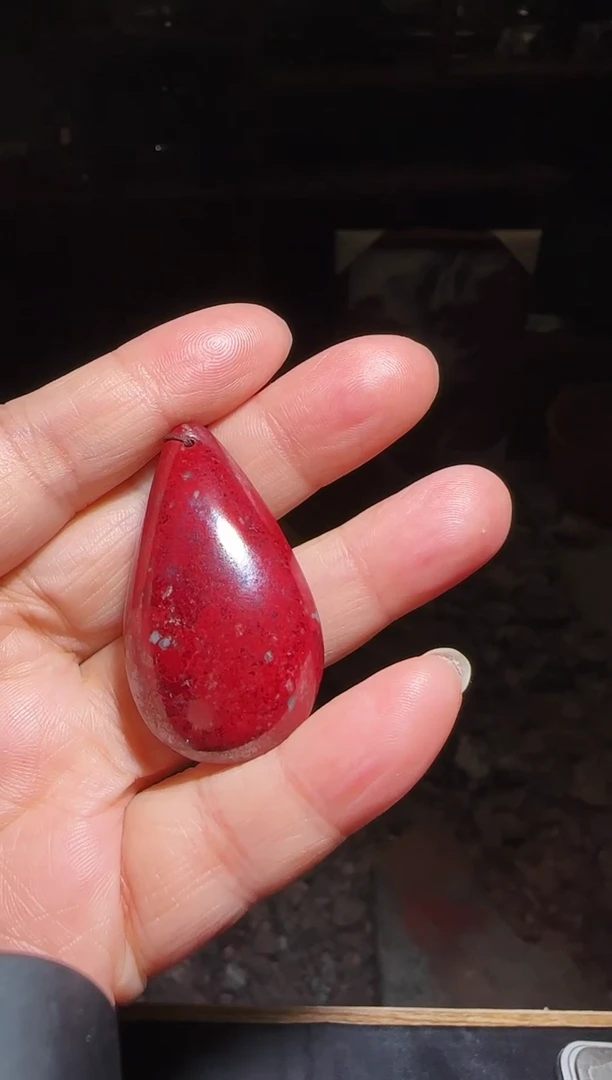 天然辰砂天然朱砂吊坠30