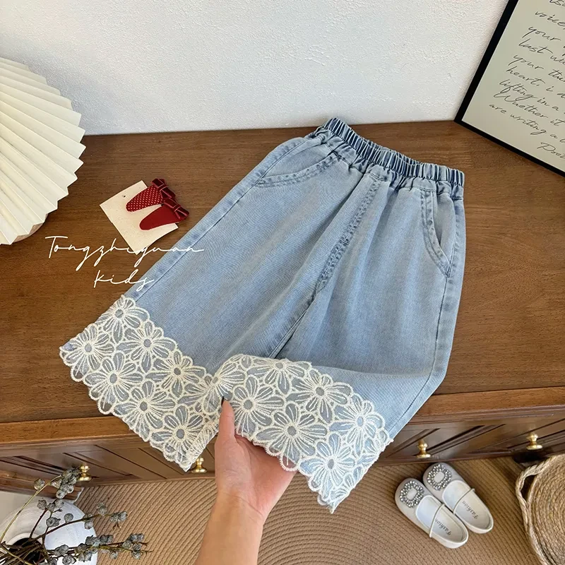 女童新款夏季蕾丝花朵七分直筒牛仔裤新款女宝宝时尚童装