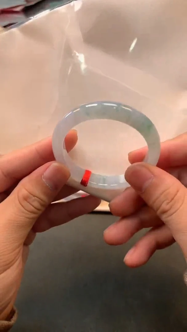 【闪购商品】翡翠手镯未镶嵌手镯