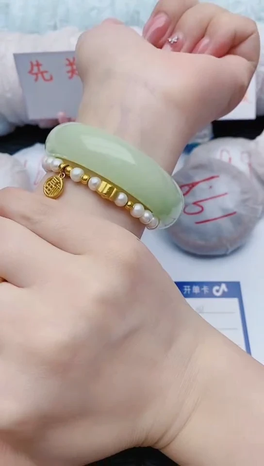 石英质玉手镯未镶嵌x31+58-59