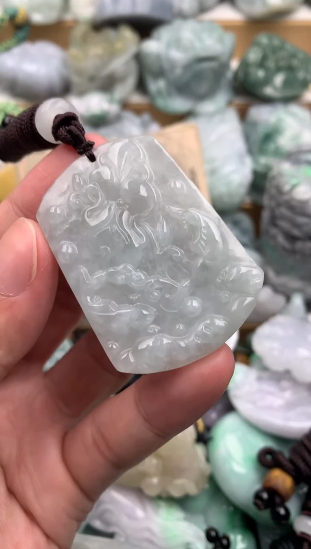 吊坠(不含链)未镶嵌翡翠1