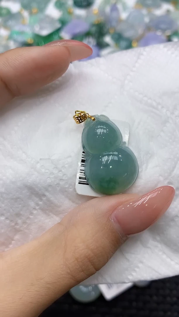 颈饰18K金镶嵌翡翠111111111111