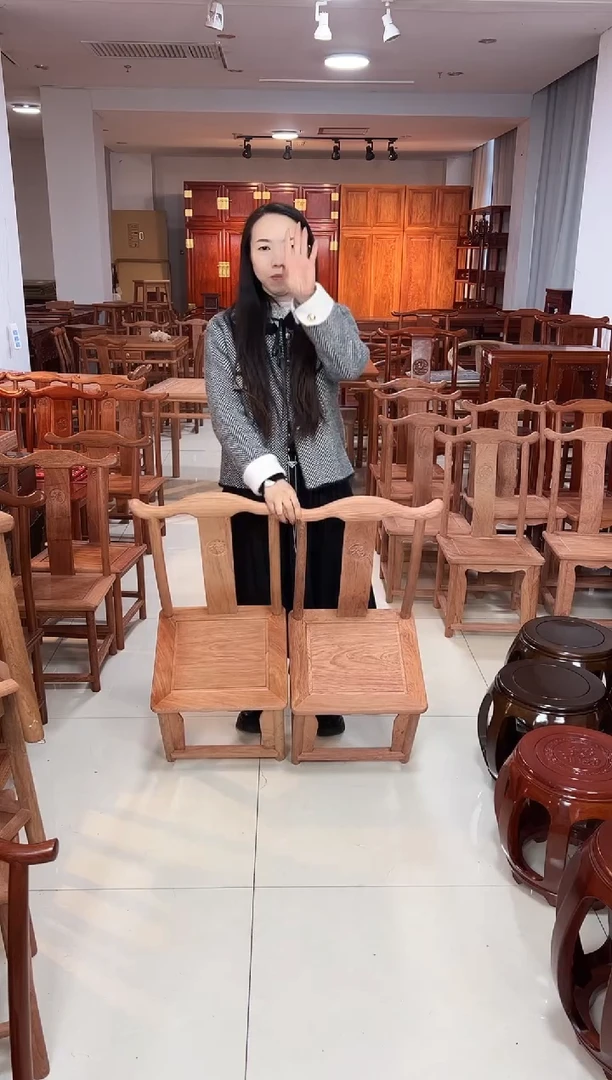 花梨木类端景台一对白胚带围板小巴花小官帽椅高34