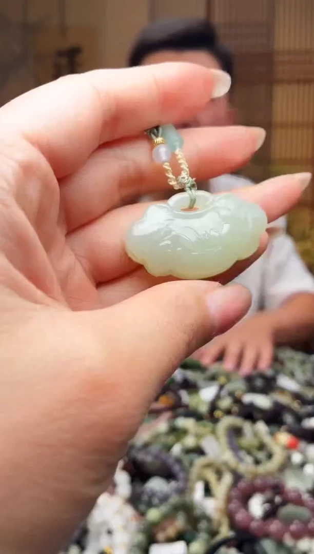 颈饰未镶嵌和田玉多样性发货，拍一发一