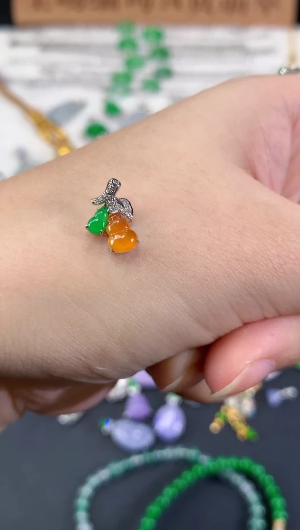 吊坠(不含链)18K金镶嵌翡翠A619|1980