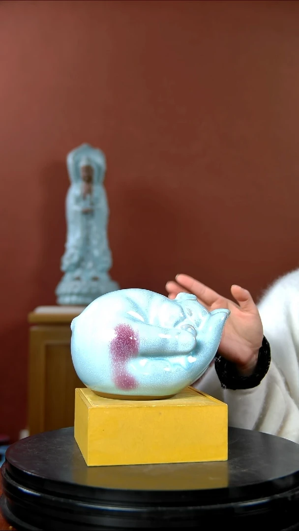 摆件大宋官窑  掌上明 珠