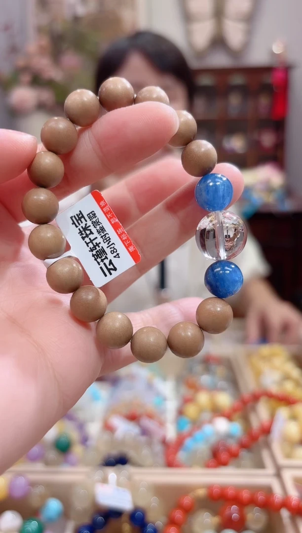 水晶手串未镶嵌设计款珠串
