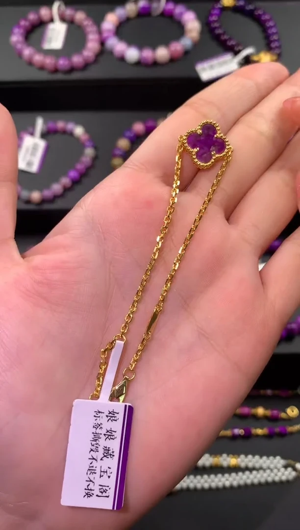 银S925镶嵌苏纪石（舒俱来）.手链