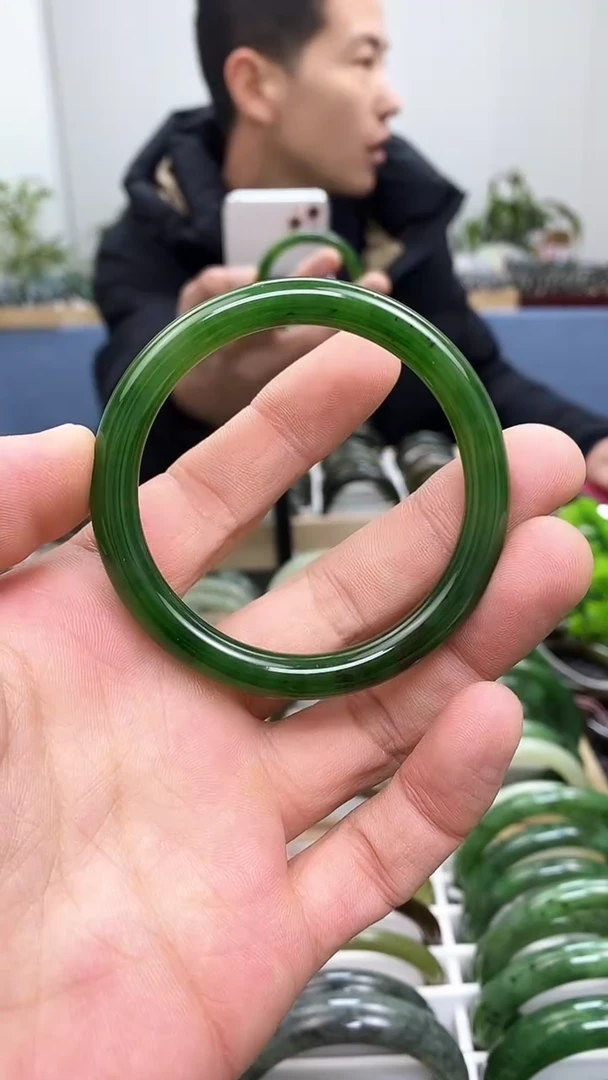 【闪购商品】和田玉手镯未镶嵌52.1