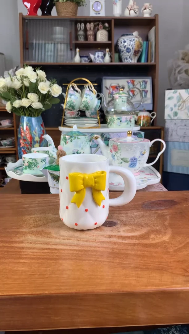 陶瓷【限时福利】黄色蝴蝶结马克杯
