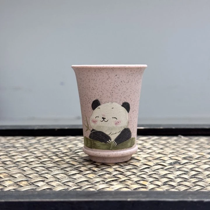 D1288粉红泥“熊猫”主人杯