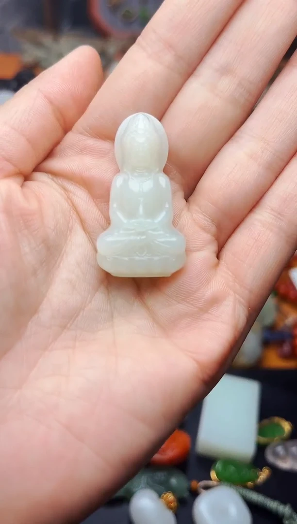 【闪购商品】和田玉颈饰未镶嵌观音01