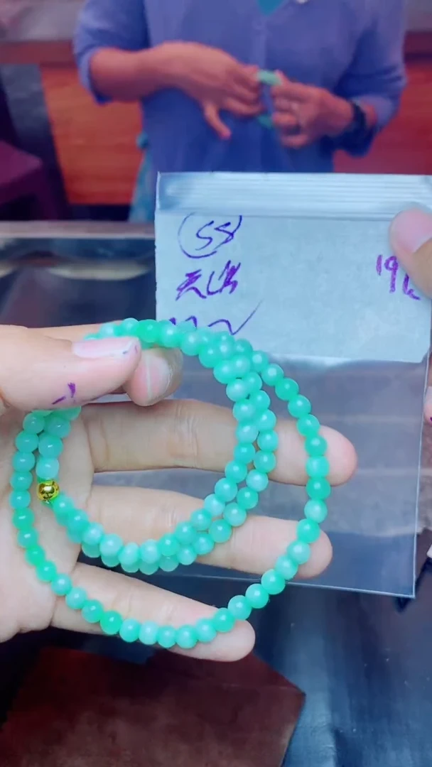 【闪购商品】定制翡翠未镶嵌珠串