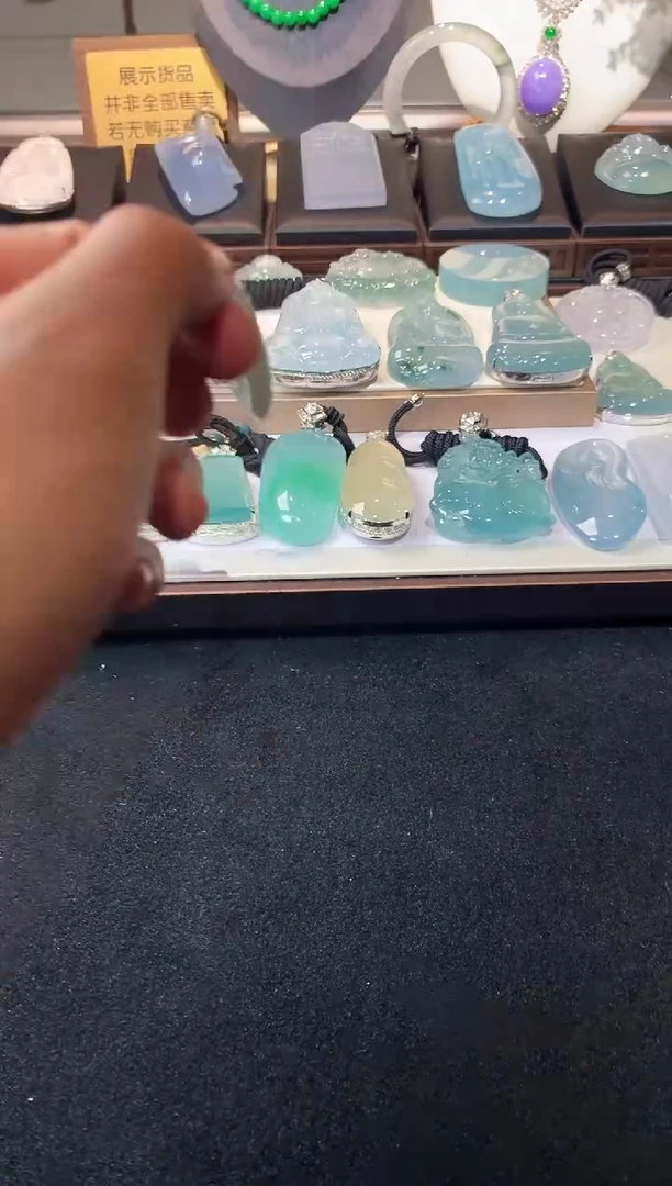 未镶嵌定制翡翠嘎**嘎4043毛货不退不换