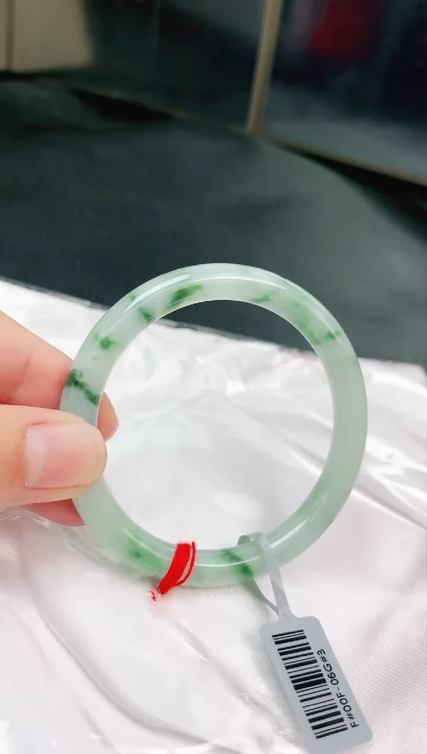 未镶嵌手镯翡翠缅甸天然A货翡翠手镯