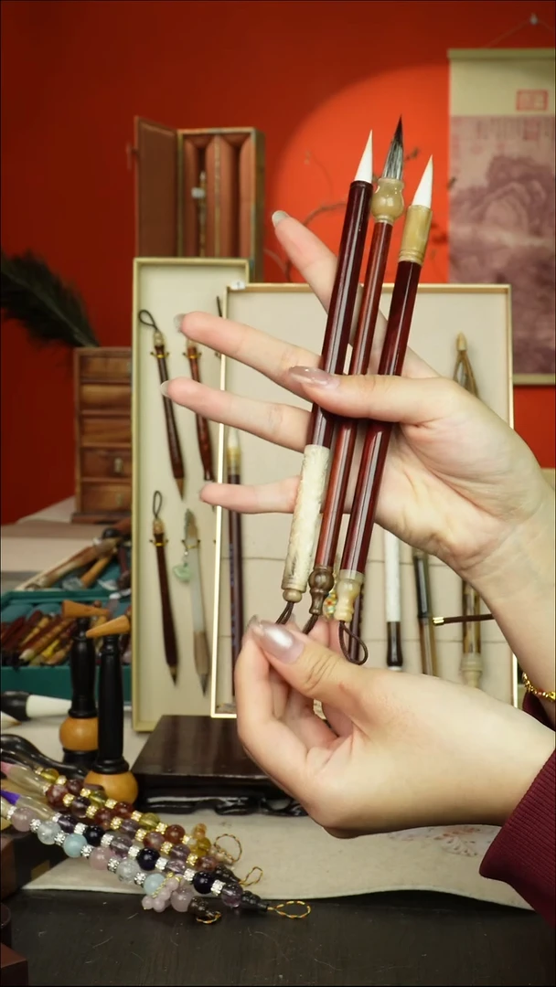 奶**i273号闪孤品高货毛笔链接 清水试笔 蘸墨不退