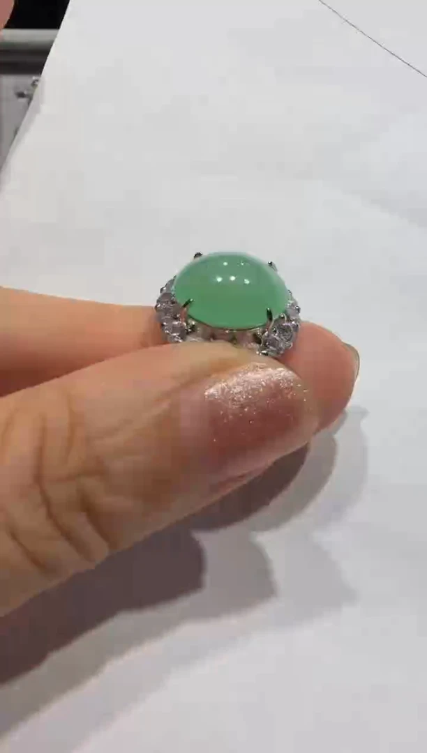 银S925镶嵌戒指翡翠925银镶缅甸A货翡翠戒指