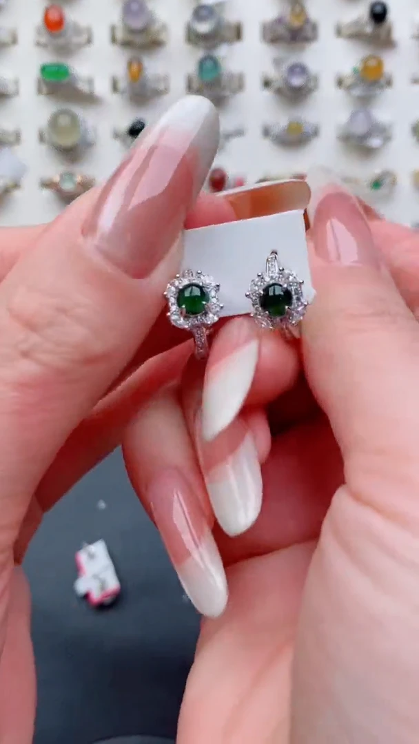 银S925镶嵌戒指翡翠...