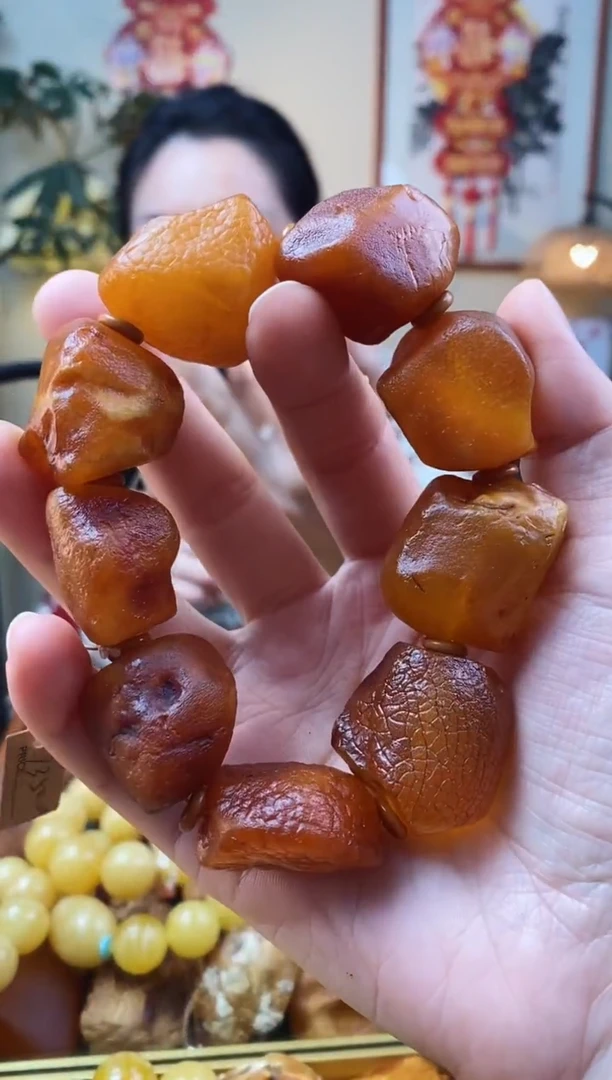 【闪购商品】琥珀手串未镶嵌手串