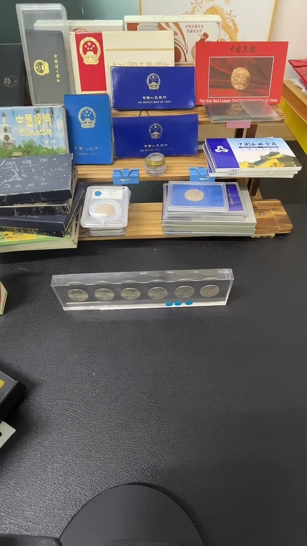 其他普通金属70摆件