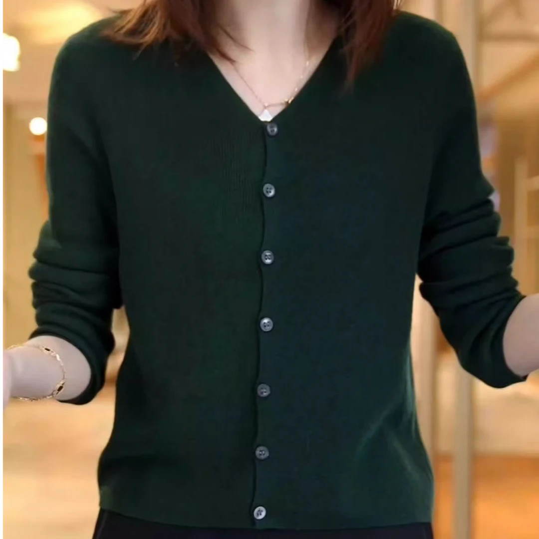 01秋季新品女长袖毛针织衫简约毛衫气质圆领修身复古风