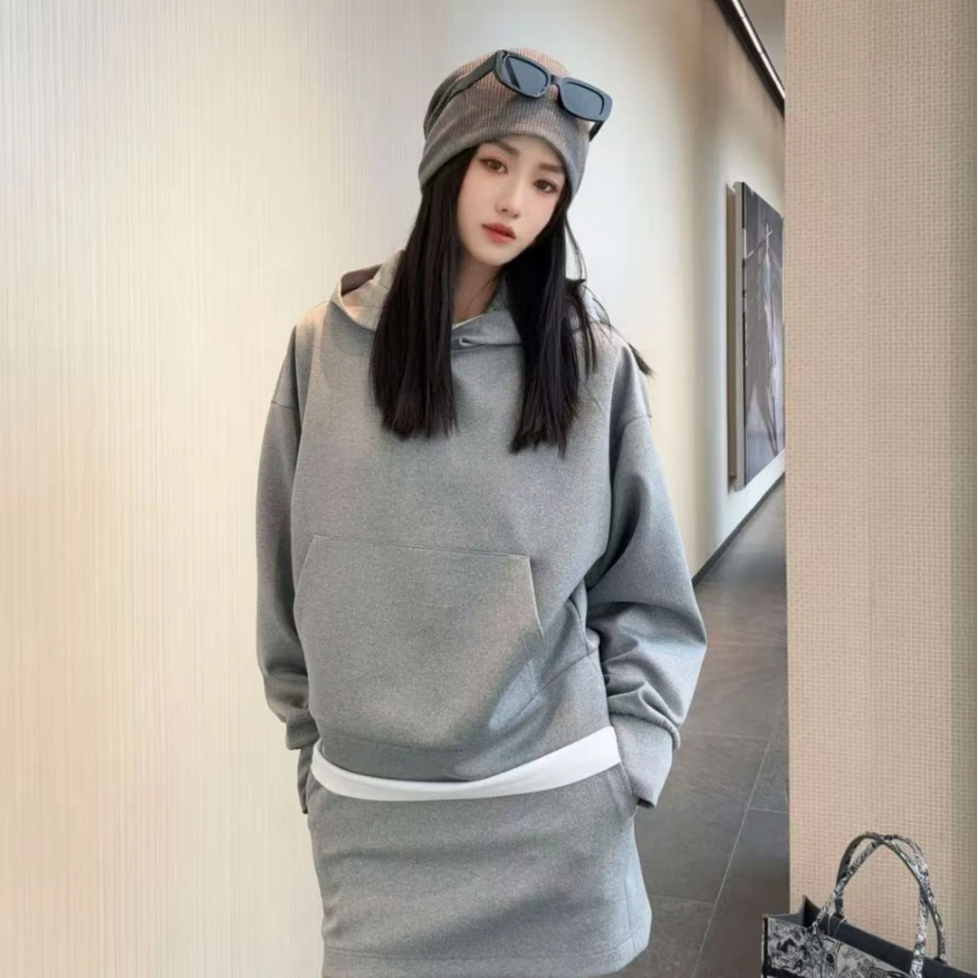 阿玛施AMASS新款女装时尚简约休闲松弛感百搭套头连帽卫衣530046