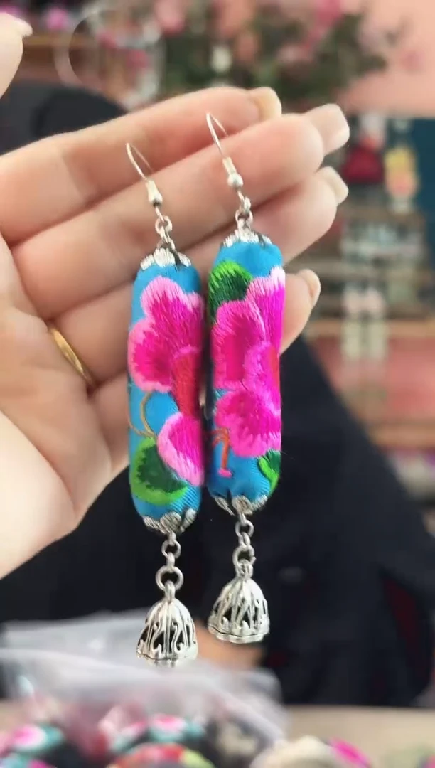 艺枝独绣手工饰品445