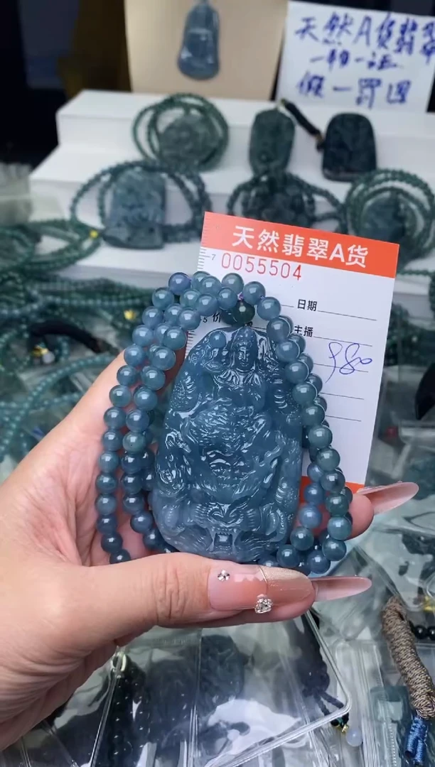 【闪购商品】翡翠颈饰未镶嵌````````