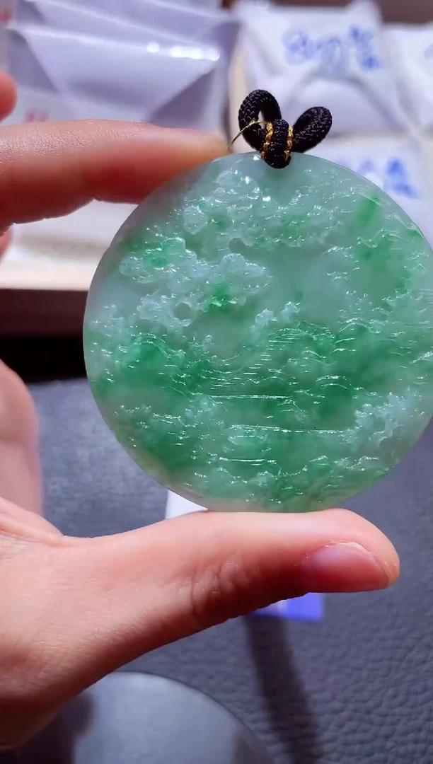 颈饰未镶嵌翡翠00008978