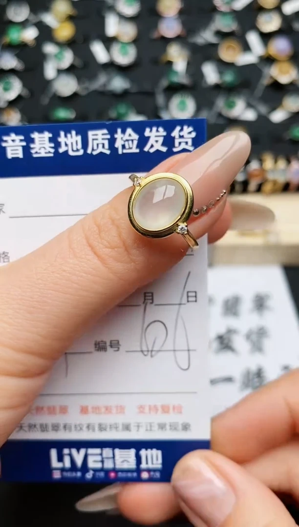 【闪购商品】翡翠戒指银S925镶嵌.............